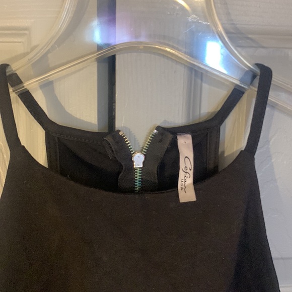 LITTLE BLACK DRESS - Picture 3 of 5